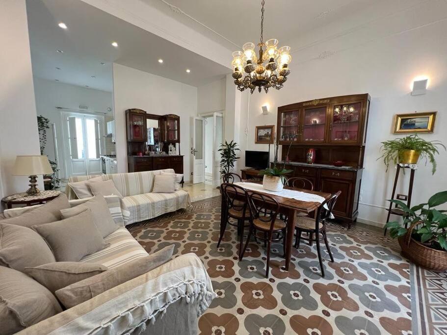 Apartment Lux Domus *